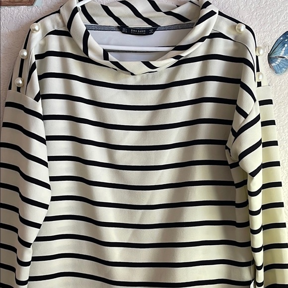 Zara Black and White Sailor Collar Sweatshirt - Picture 2 of 8